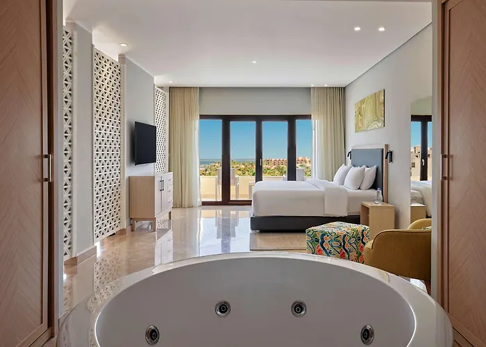 Resort Steigenberger Aldau 5*